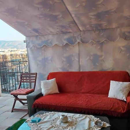 Spacious Private Rooftop Studio, Mountain And Sea View Athen Eksteriør billede